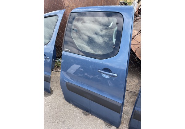 Двері зсувні праві Citroen Berlingo II, Peugeot Partner II, B9, Код фарби: KGQ, Ціна за голу.