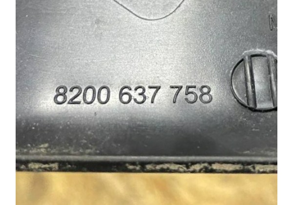 Декоративна накладка лівого крила Renault Twingo 2, 8200637758