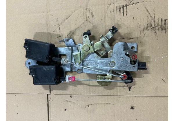 Замок дверки правої зсувної Citroen C8, Peugeot 807, 9138Q5