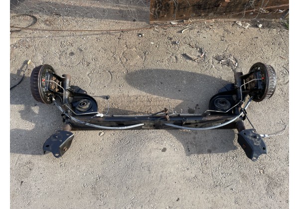 Балка задня Dacia Sandero 2, Logan 2 MCV, 13-17 