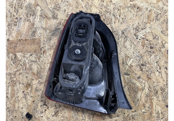 Ліхтар задній правий Renault Twingo II 07-14, 8200387889