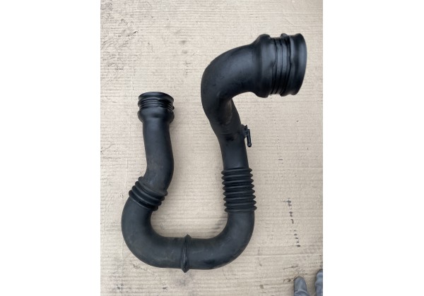 Патрубок інтеркулера Renault Trafic II 2.0 dci, 8200470985, 8201068612