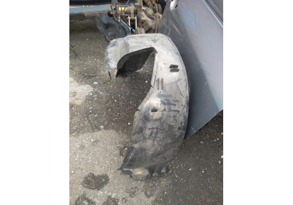 Підкрилок лівий задній Renault Laguna 2, 8200002141 *