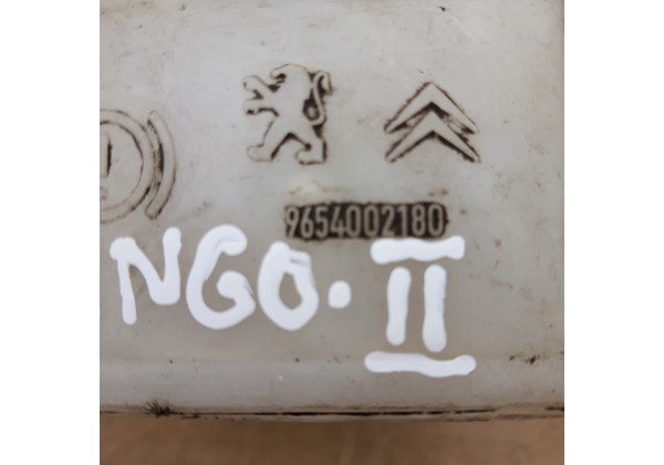 Бачок головного гальмівного циліндра Peugeot Partner 2, Citroen Berlingo 2, C4 Picasso, 9654002180