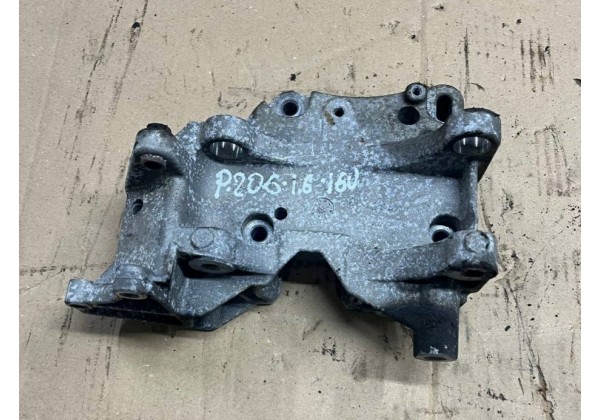 Кронштейн генератора Citroen C4, Peugeot 206, 207, 307, 1.4 i, 1.6 i, 5706J2, 9638683280