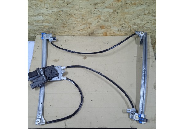 Склопідйомник правої передньої дверки Renault Espace 4, 8200485230, 8200017894