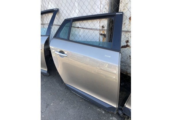 Двері задні праві Renault Megane III Універсал, TEHNK