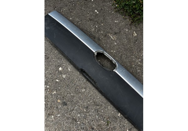 Молдинг кришки багажника (ляда) Renault Kangoo I, 03-08, 8200188539