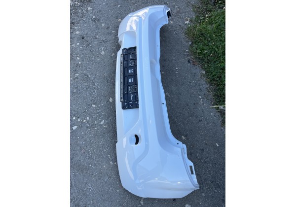 Бампер задній Dacia Sandero I