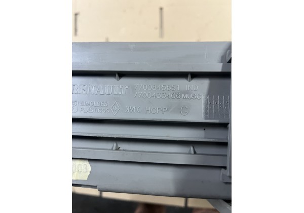 Бардачок під сидіння Scenic RX 7700845651