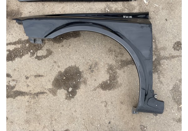 Крило переднє ліве Renault Laguna II,рест від 05р, код фарби NV676