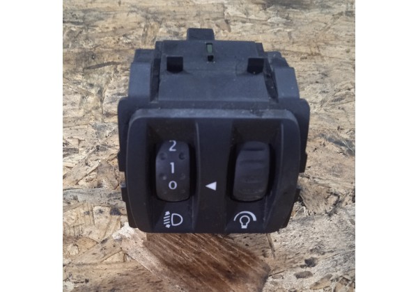 Кнопка коректора фар Renault Megane 2, Scenic 2, Clio 3, Twingo 2, 8200095495