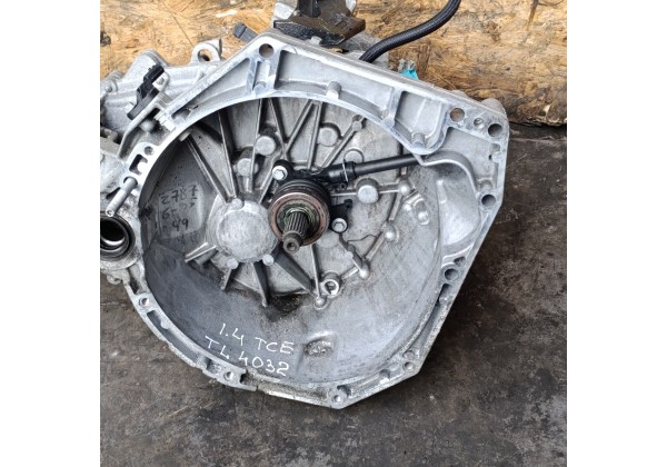 Коробка передач Рено Меган 3 для 1.4 тсе , TL4032