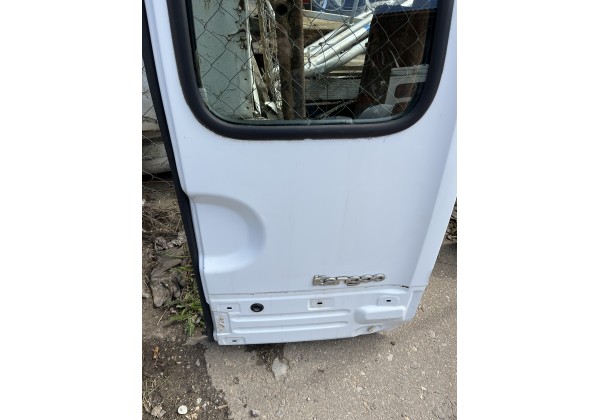 Дверка задня права розпашна під скло Renault Kangoo 03-08