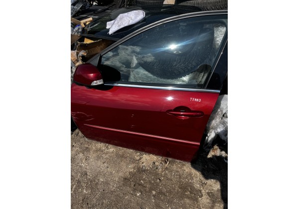 Дверка передня ліва Renault Laguna III, код фарби TENND, ціна за голу дверку 