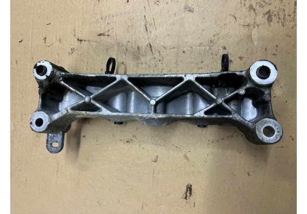 Кронштейн правої подушки двигуна Citroen C3, C4, Picasso, Peugeot 207, 308, 3008, 5008, 1.4, 1.6 VTi, THP, EP6, 1839H0, 9655923080