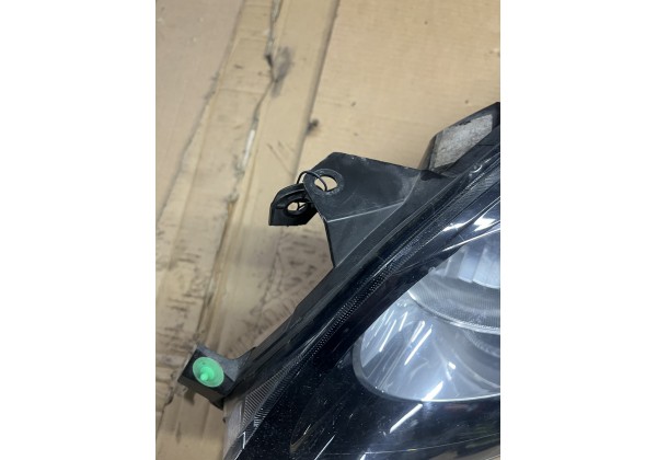 Фара ліва Renault Twingo 2, 27152700