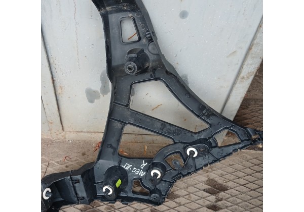 Кронштейн заднього бампера правий,  універсал Renault Megane III,  791820002R