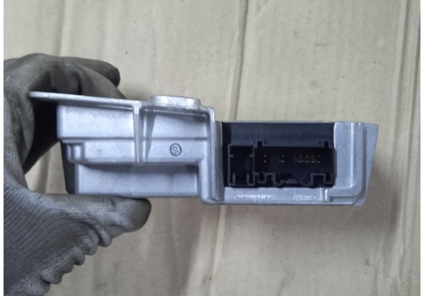 Блок управління AIRBAG Renault Clio 3, 8200563368, 0285001510 *