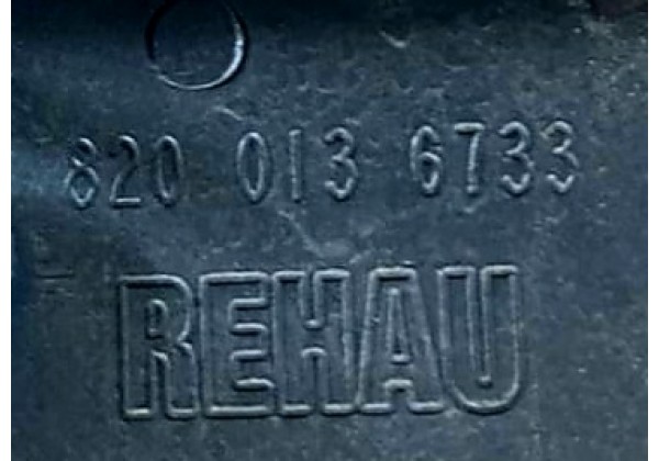 Молдинг передньої лівої дверки Renault Scenic 2, 1.6 16V, 8200136733