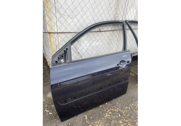 Двері передні ліві Renault Megane II, NV472