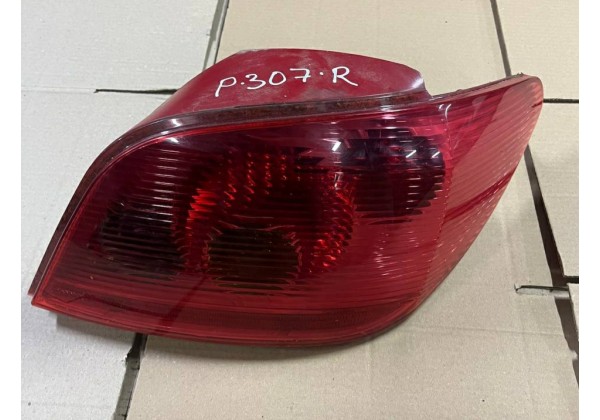 Ліхтар задній правий Peugeot 307, HB, 01-05, 6351P3, 99023239, 96343705JE