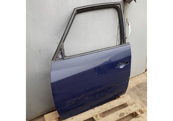 Дверка ліва передня Renault Espace 4, 7751473099