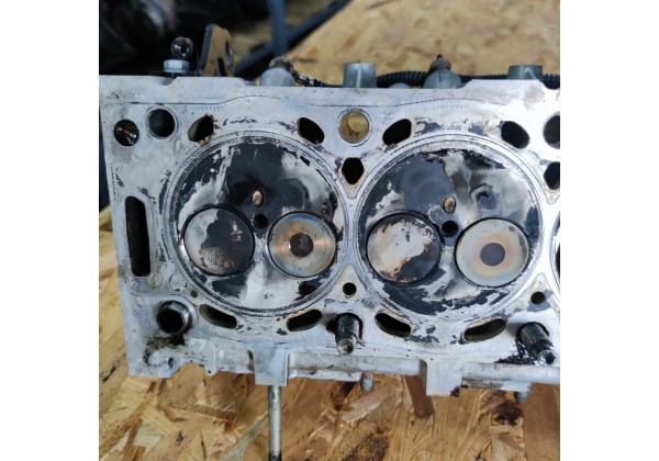 Головка 2.0 HDI 8V Peugeot, Citroen , Комплект.