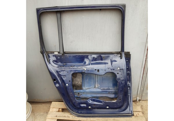 Дверка ліва задня Renault Espace 4, 7751476285