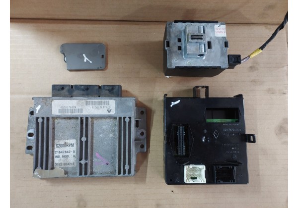 Комплект запалювання Renault Laguna 2, 1.8 16V, 8200278378, 8200278376, 8200276498, 8200262050, 8200283811