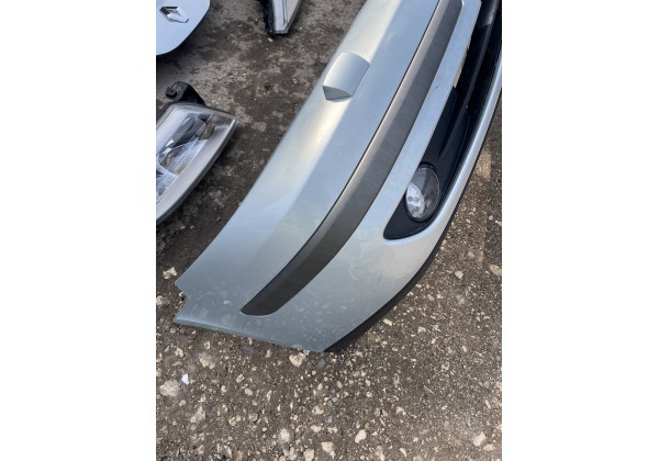 Бампер передній Renault Laguna II, до рест, Код фарби TED64