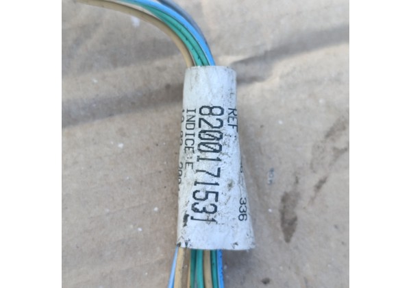 Проводка фар Меган 2 дорестайл, штеккер на блок запобіжників цілий, 8200171531