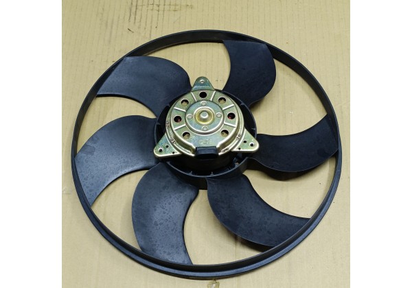 Вентилятор охолодження радіатора Рено Кліо 2, Канго, 7701070217, пробіг на авто 22т.км.