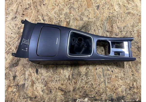 Центральна консоль, попільничка, рамка ричага КПП Renault Laguna 3, 969120002R, 969170001R