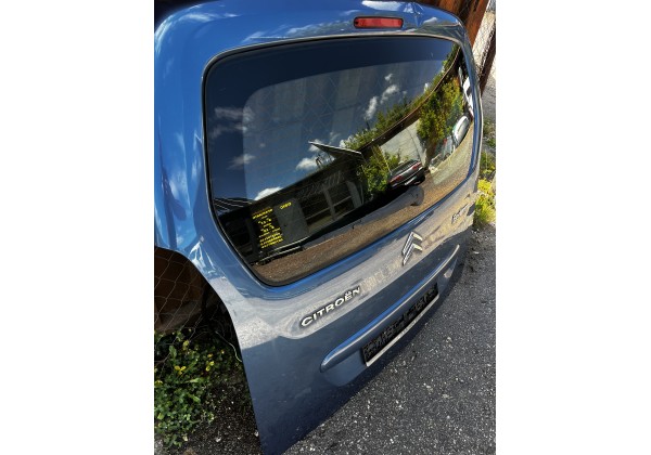 Кришка багажника Citroen Berlingo II, код фарби KGQ