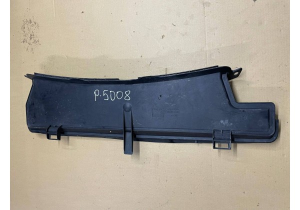 Забірник повітря під жабо Peugeot 3008, 5008, 09-16, 9683140380