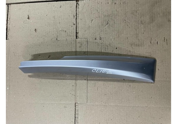 Заглушка правого рейлінга передня Renault Clio 3, 8200718700, 8200718703