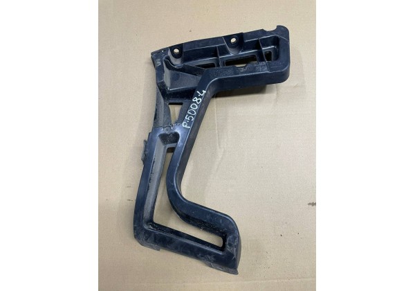 Кронштейн заднього бампера лівий Peugeot 5008, 09-16, 9686264380