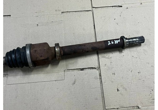 Полуось права, приводний вал передній Renault Clio 3, Logan, Modus, Sandero, 1.4 16V, 1.6 16V, 1.5 DCi, 23x26зуб, 8200499586, 8200618111, 8200820344