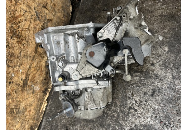 Коробка передач 1.6 16V Citroen Xsara Picasso, 20DP30 , 200 $ 