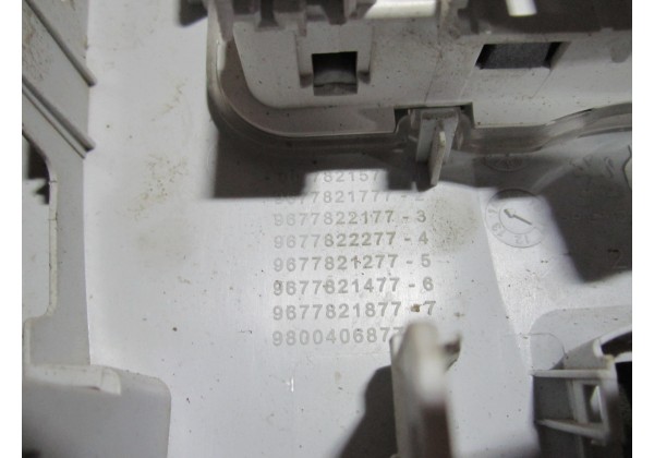 Плафон салону, підсвітка салону Peugeot 308(T9),9677821277,9677821577