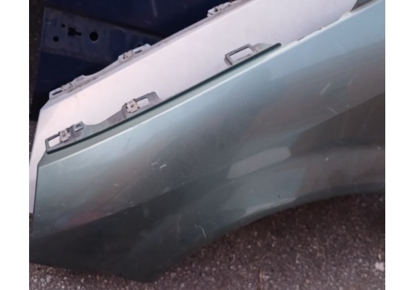 Крило ліве передне Renault Scenic II, 8200020568