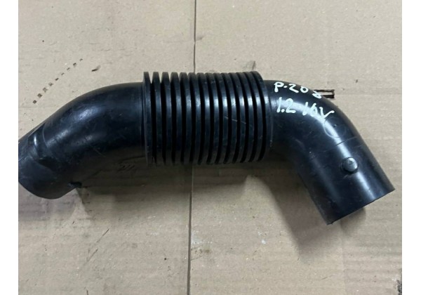 Патрубок повітряного фільтра Citroen, Peugeot, 1.2 VTi, 9670851780