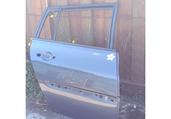 Дверка права задня Рено Меган 2 комбі, колір TEB66