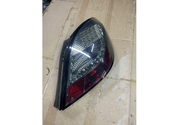 Ліхтар задній правий Peugeot 207