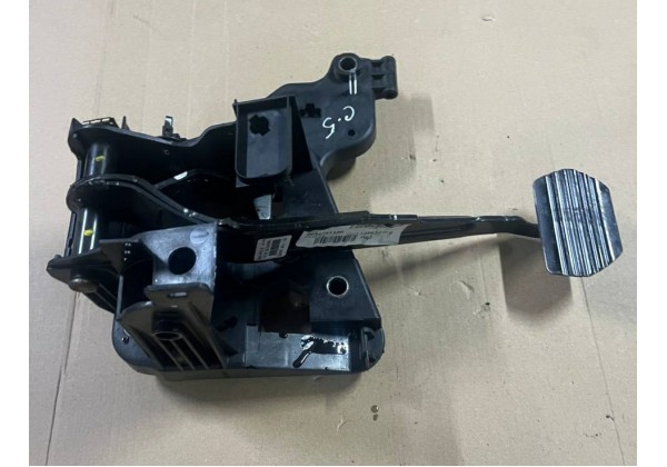 Педаль гальм для авто з АКПП Citroen C5, Peugeot 407, 9654751180