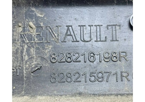 Молдинг задньої лівої дверки Renault Logan MCV 2, 828216198R, 828215971R