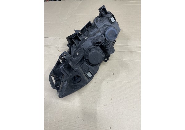 Фара права Renault Megane II 03-06, 8200073221