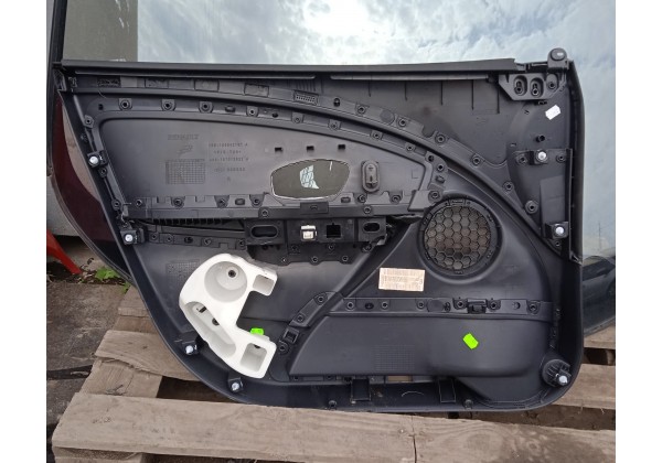 Карта передньої правої дверки Renault Megane 3, 809000422R, 156042761, 197012632, 025330