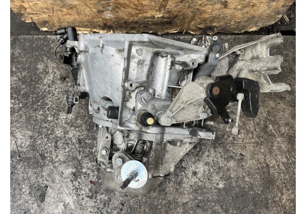 Коробка передач 1.6 16V Citroen Xsara Picasso, 20DP30 , 200 $ 